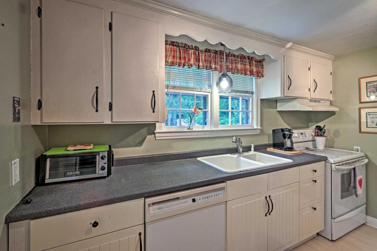 Historic Essex Home With Large Yard Near Downtown! Bagian luar foto